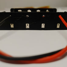 Load image into Gallery viewer, 4 Slot 18650 Powerwall Battery Case Holder, 1 Pcs 4 Slots in Series x 3.7volts Black Plastic Batteries Case